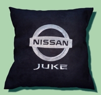 Подушка с логотипом "Nissan Juke"