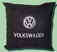 Подушка с логотипом "Volkswagen"