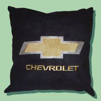 Подушка с логотипом "Chevrolet", вышитая