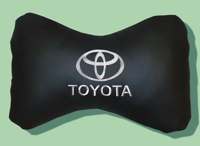 Подушка на подголовник из экокожи фигурная "Toyota"